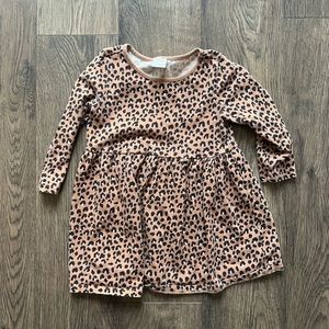Cheetah/Leopard Long Sleeve Dress 2T